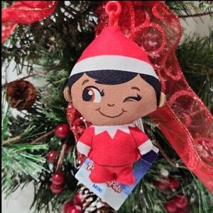 The Elf on the Shelf Plushee Pals Winking Brown Eyed Boy Mini Clip-On